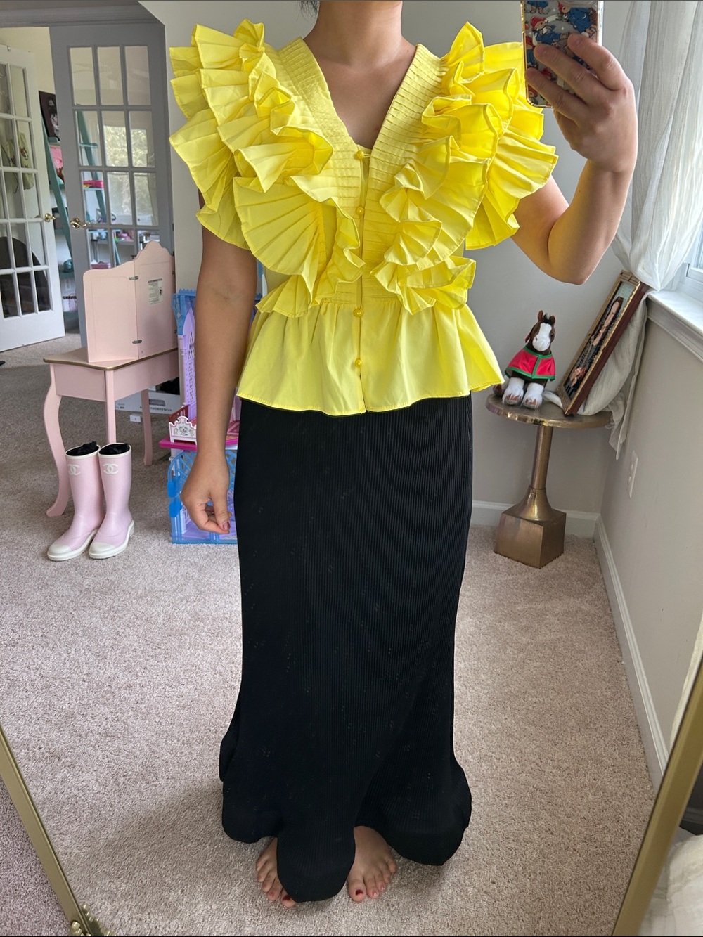 Yellow frill blouse top. XS-S